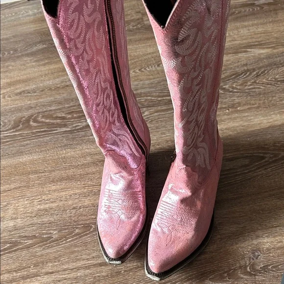 LIBERTY Black Pink Embroidered Heeled Boots - Picture 2 of 5